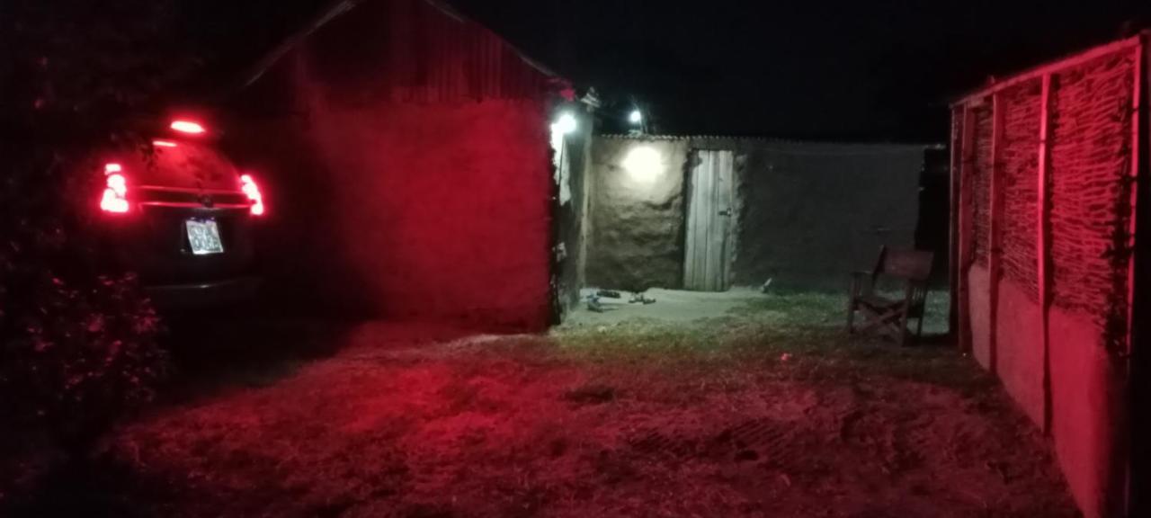 Maasai Homestay Camping Sekenani Экстерьер фото